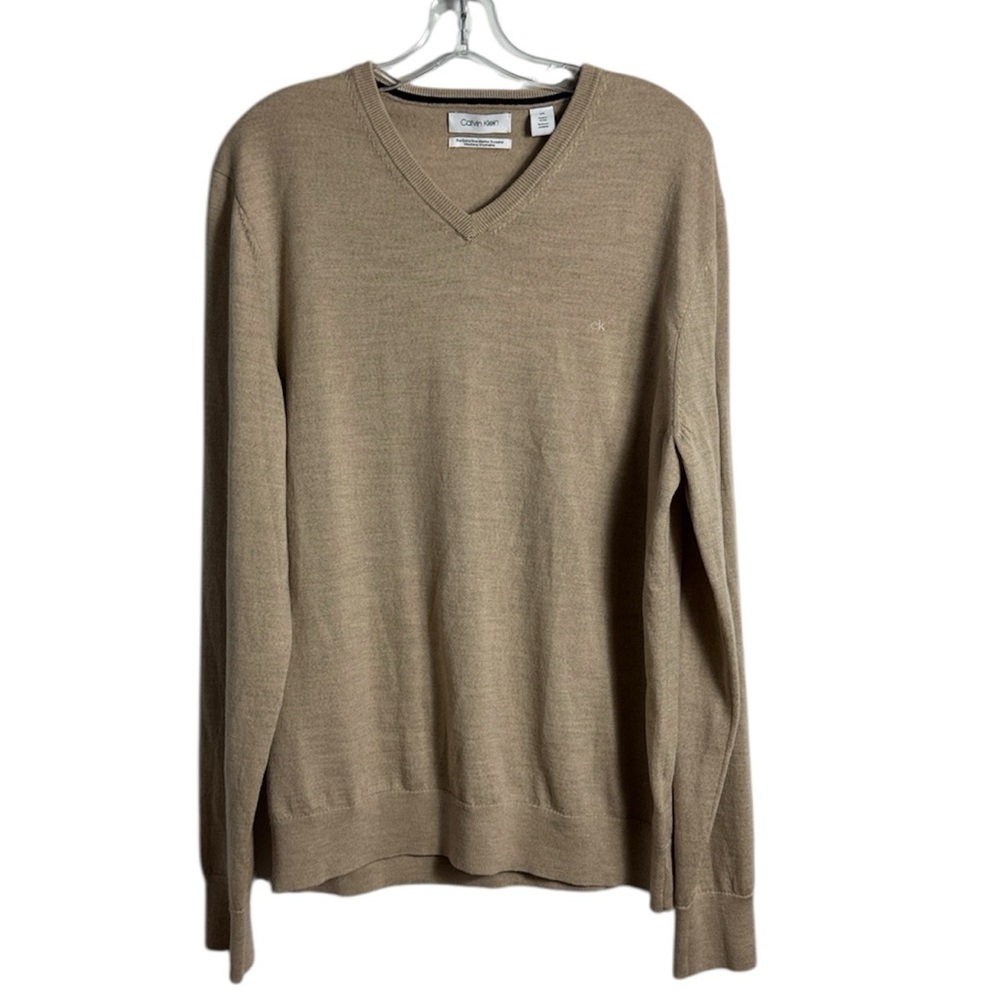 Calvin Klein Tan 100% Marino Wool V Neck Sweater‎ Size Large